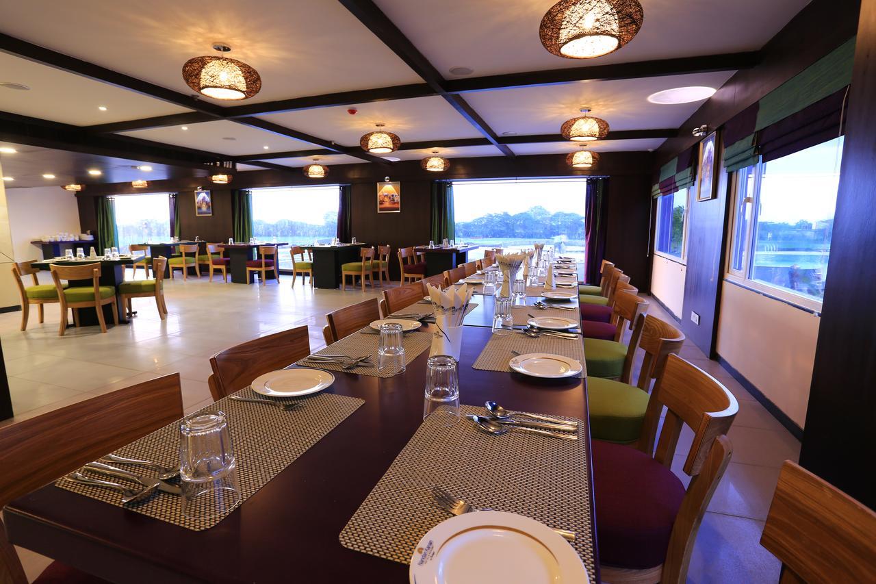Nandan Kanan Hotel & Resort Sipra المظهر الخارجي الصورة