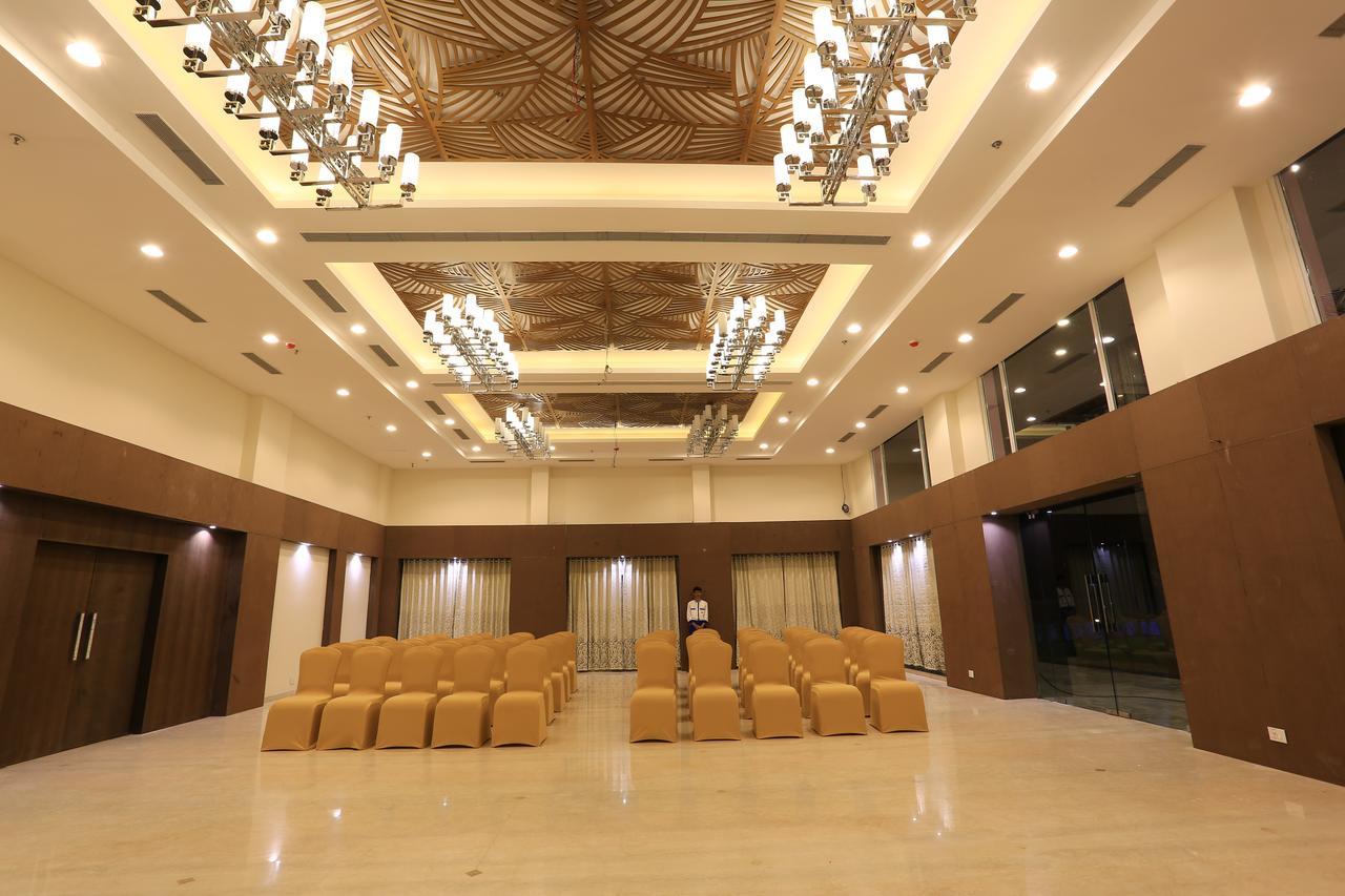 Nandan Kanan Hotel & Resort Sipra المظهر الخارجي الصورة