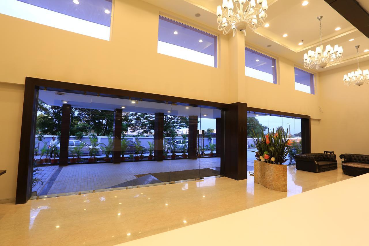 Nandan Kanan Hotel & Resort Sipra المظهر الخارجي الصورة